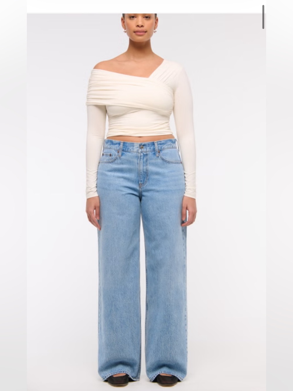 Abercrombie & Fitch Curve Love The Ultra Loose Low Rise Jean - Picture 2 of 11